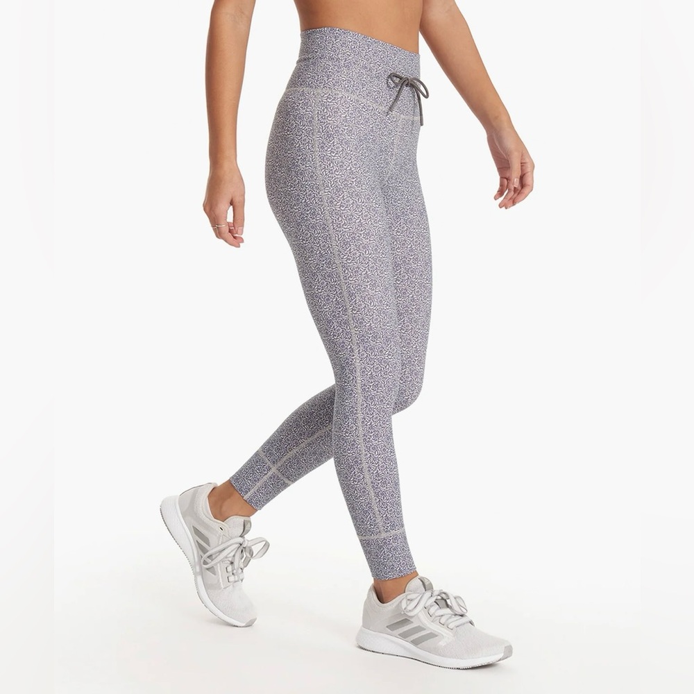 NWT Vuori Daily Legging Azure Mini Samba